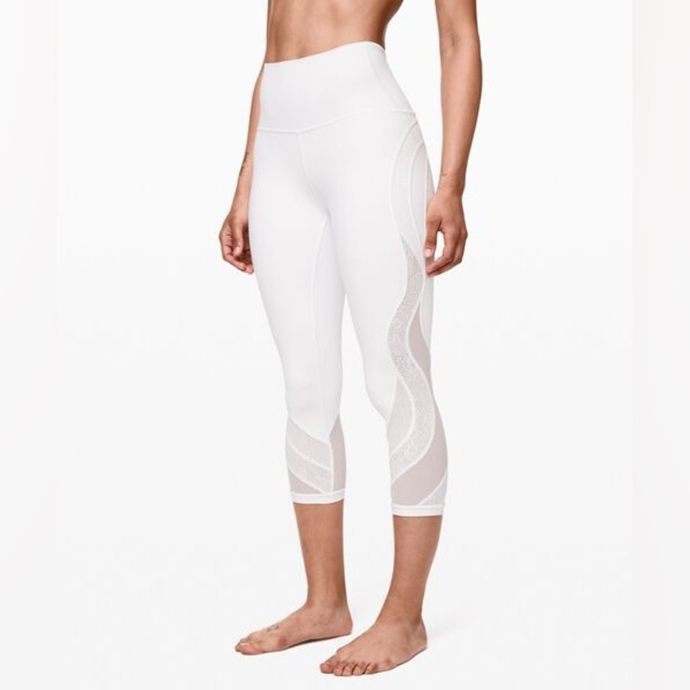 Lululemon Wunder Under High-Rise Crop 21" Lace Capris